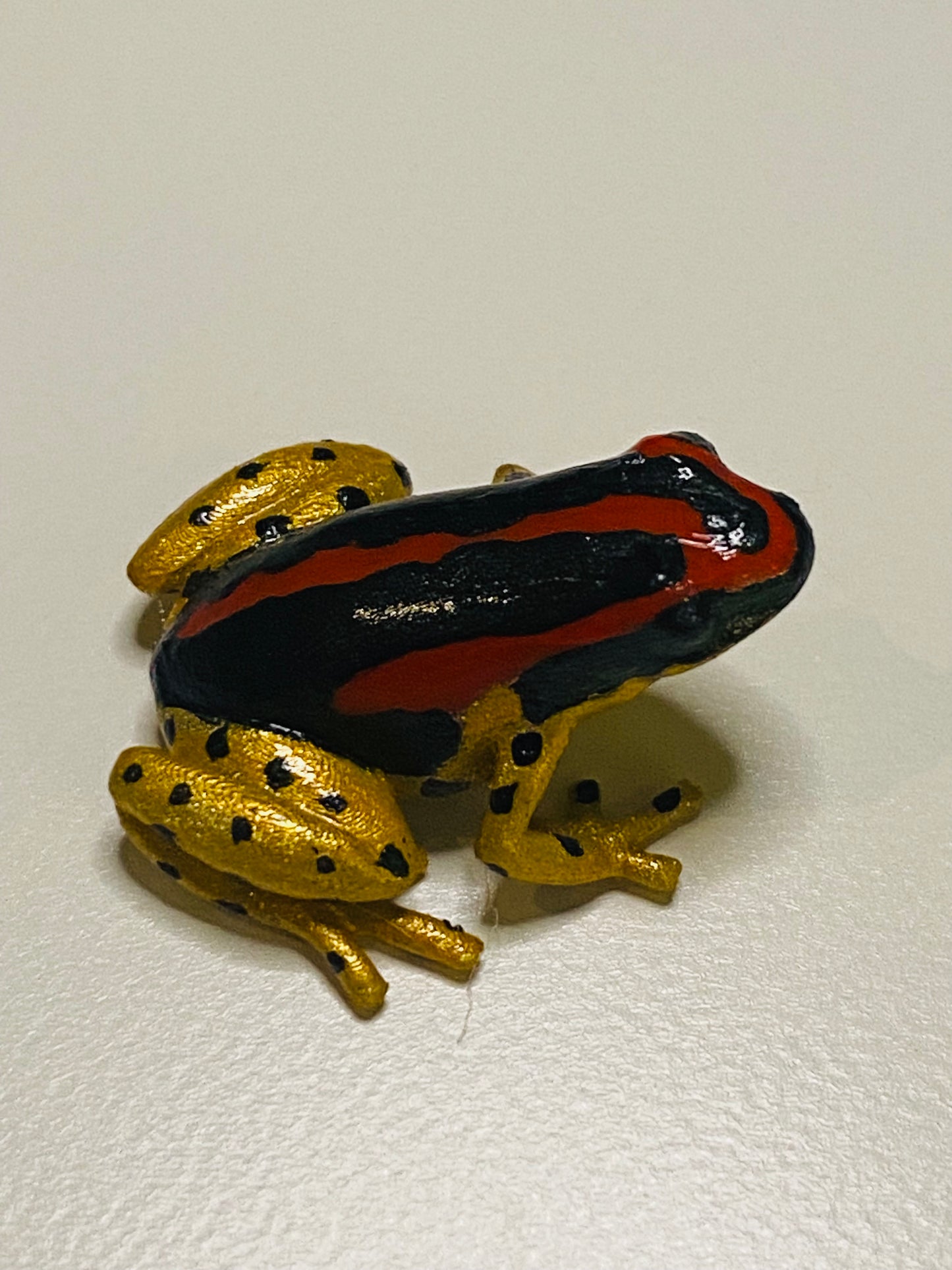 3D Printed Frog Small Ranitomeya uakarii "Gold Leg"